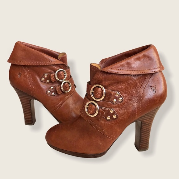 Frye Matilda 2-Strap Heeled Leather Ankle Booties - Picture 10 of 12